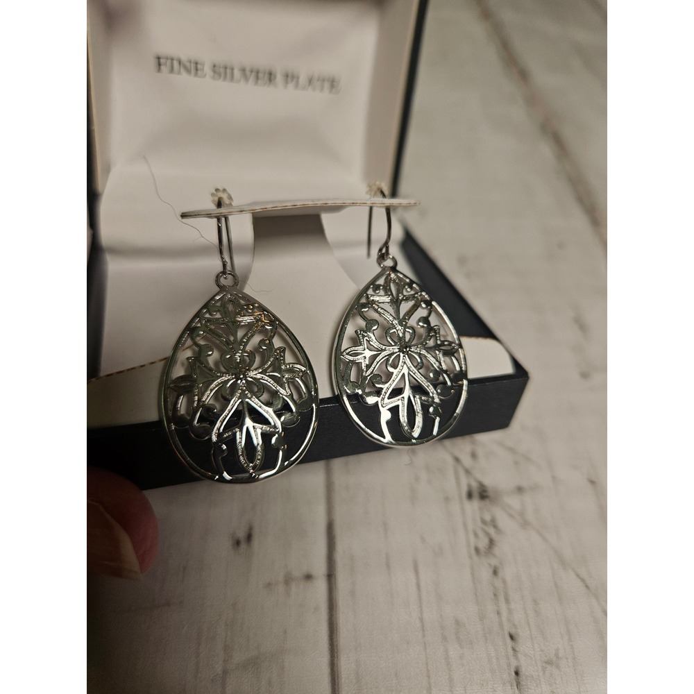 Fine Silver Plate Teardrop Filigree Drop Earrings Openwork Dangle Silver Tone